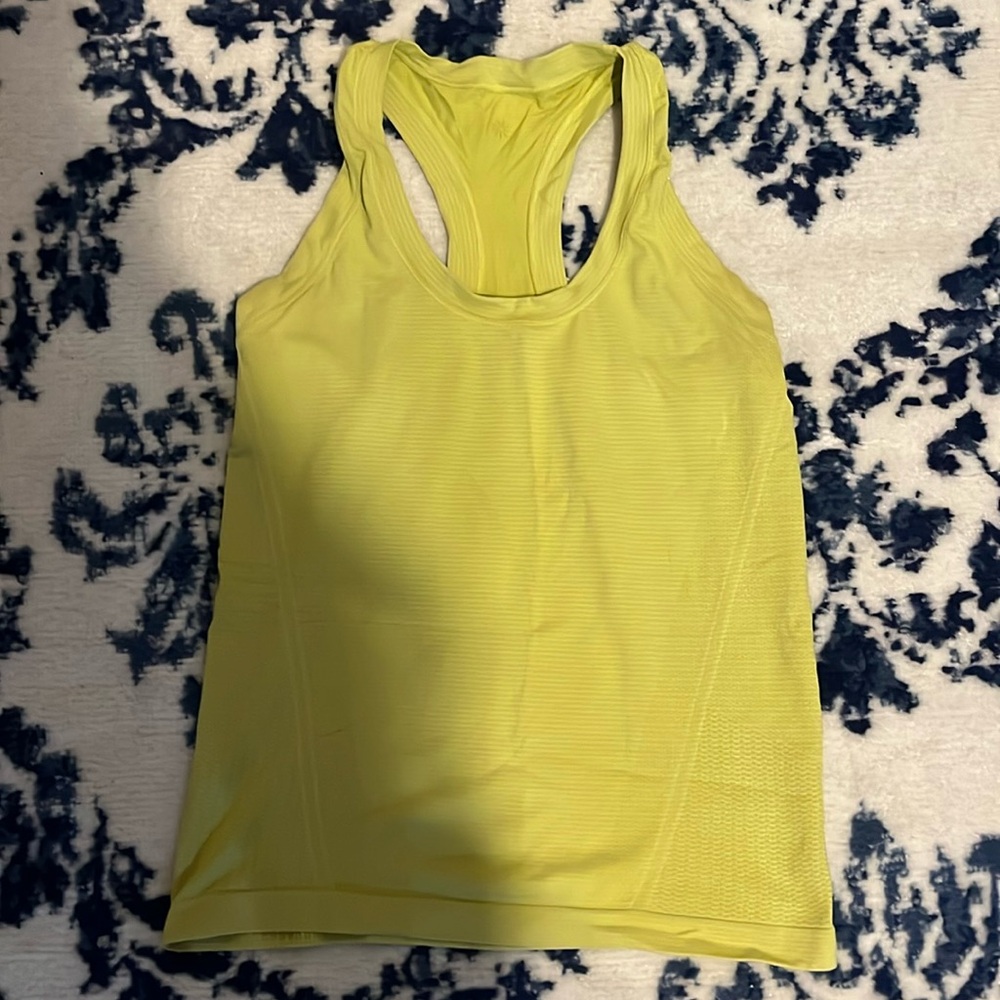 Athleta Momentum Racer Back Tank